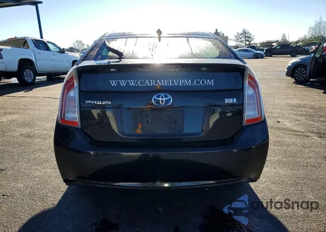2012 Toyota Prius z USA, uszkodzony, nr VIN JTDKN3DUXC1555772
